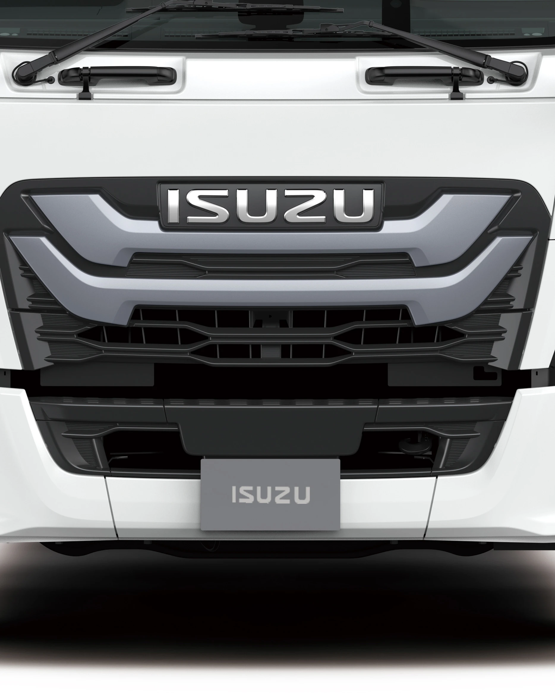 Section avant moderne et distinctive La partie supérieure est fabriquée dans un matériau résineux, afin de permettre une plus grande absorption des chocs en cas d’impact avec un piéton.