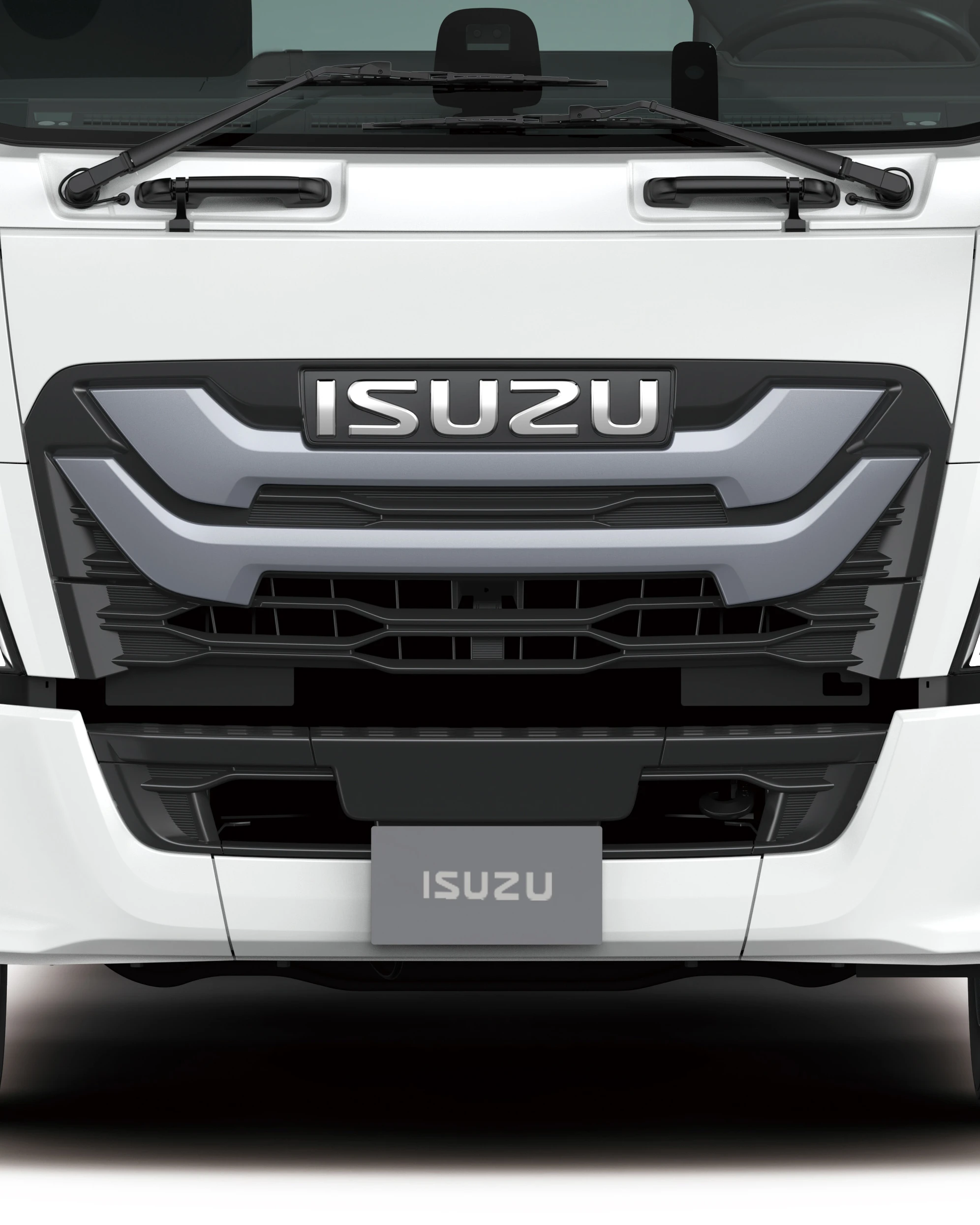 Section avant moderne et distinctive La partie supérieure est fabriquée dans un matériau résineux, afin de permettre une plus grande absorption des chocs en cas d’impact avec un piéton.