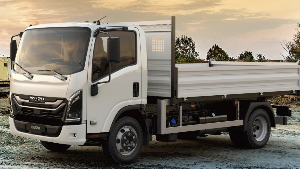 ISUZU M30 Ribaltabile TITAN