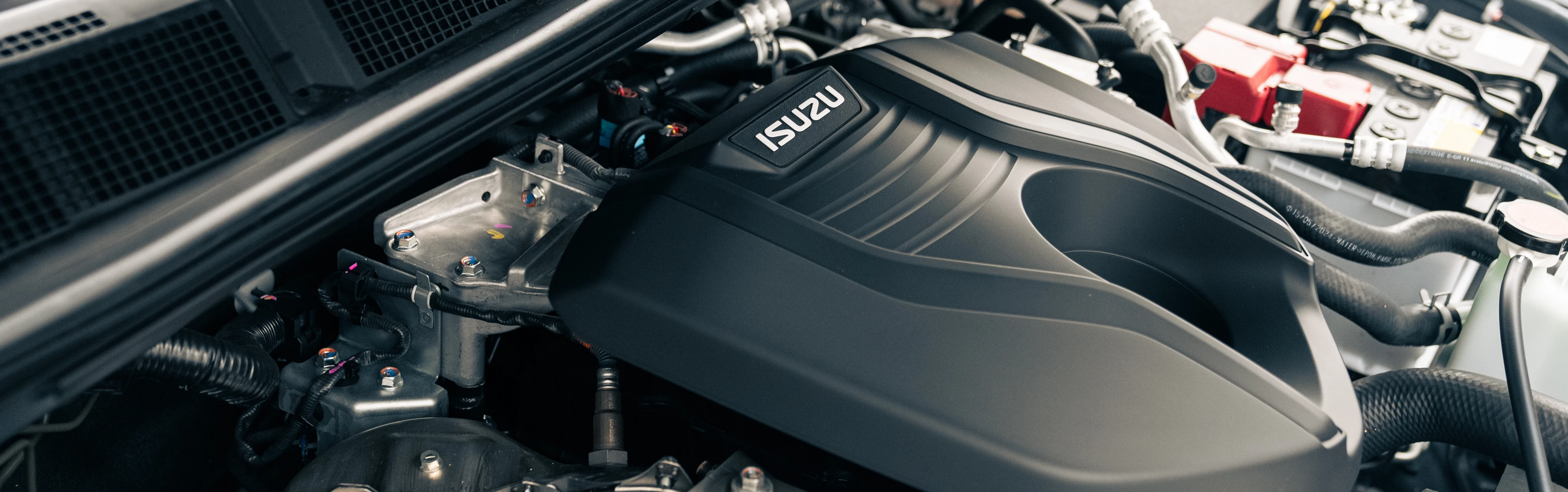 ISUZU engine