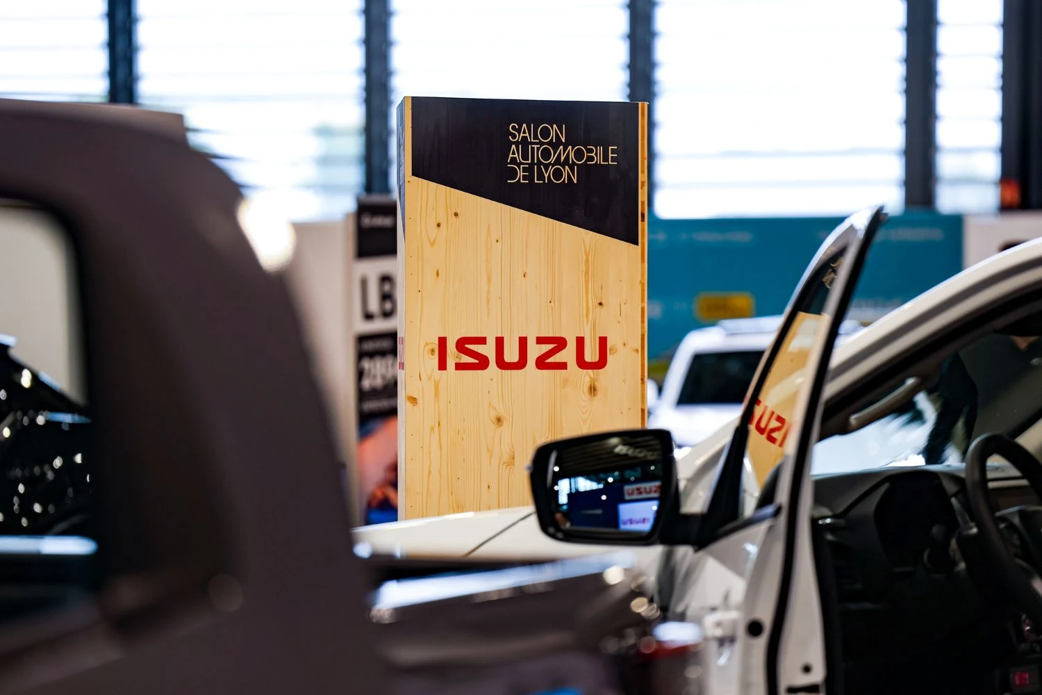 ©Nass M.   ISUZU 3