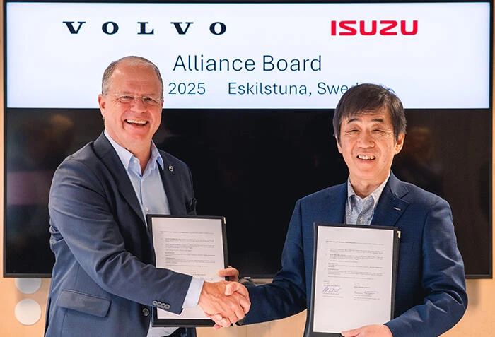 Isuzu volvo 2025