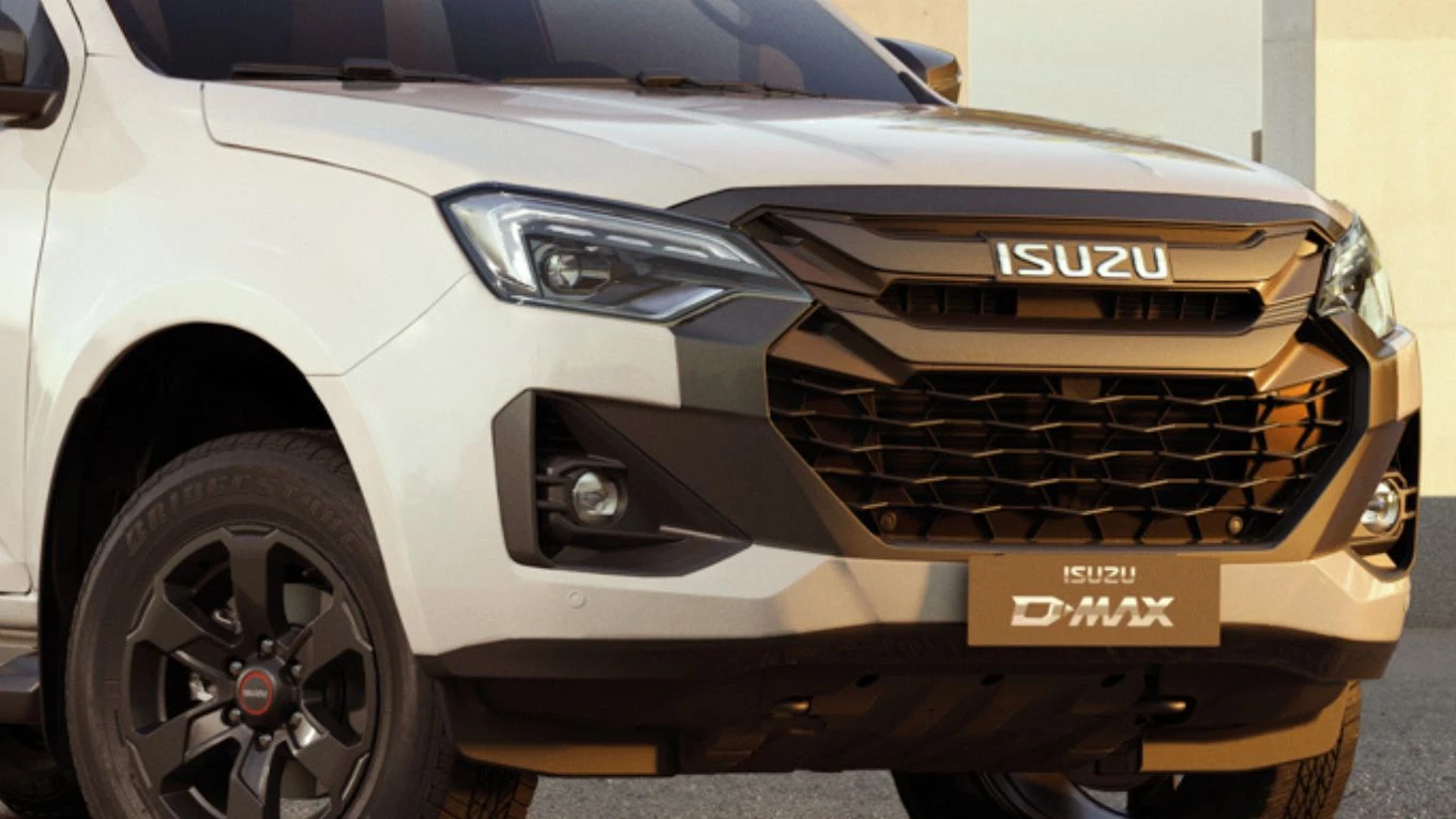 D MAX exterior