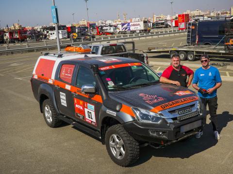 012Isuzu Dakar 2022.jpg